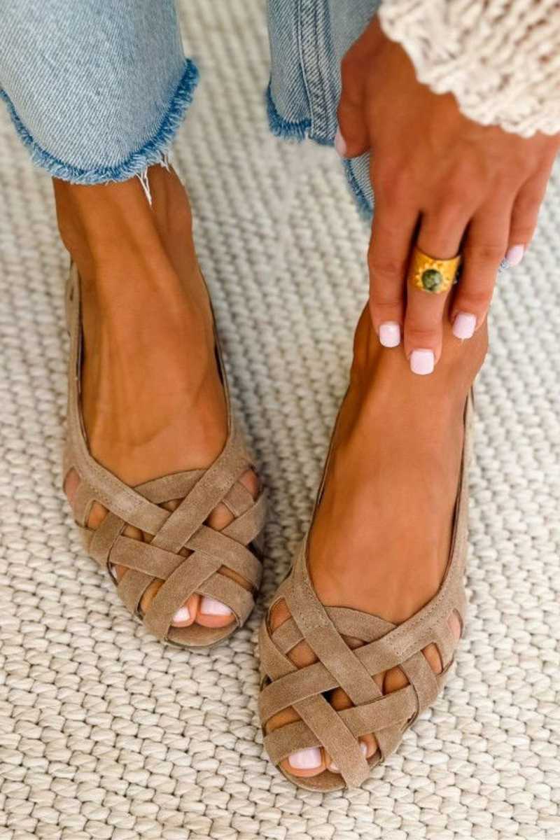 Kinsley - Woven Cut Out Flat Sandals