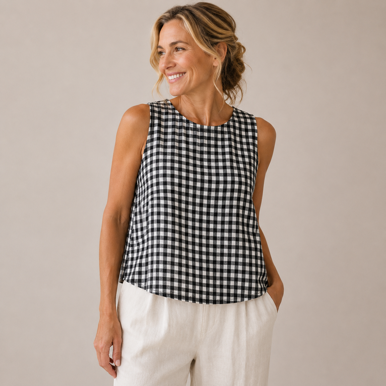 Vera - Airy Checked Sleeveless Top