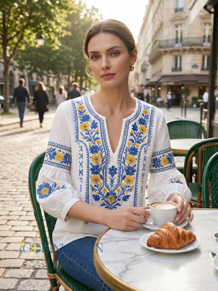 Everly - Soft-Touch Floral Blouse