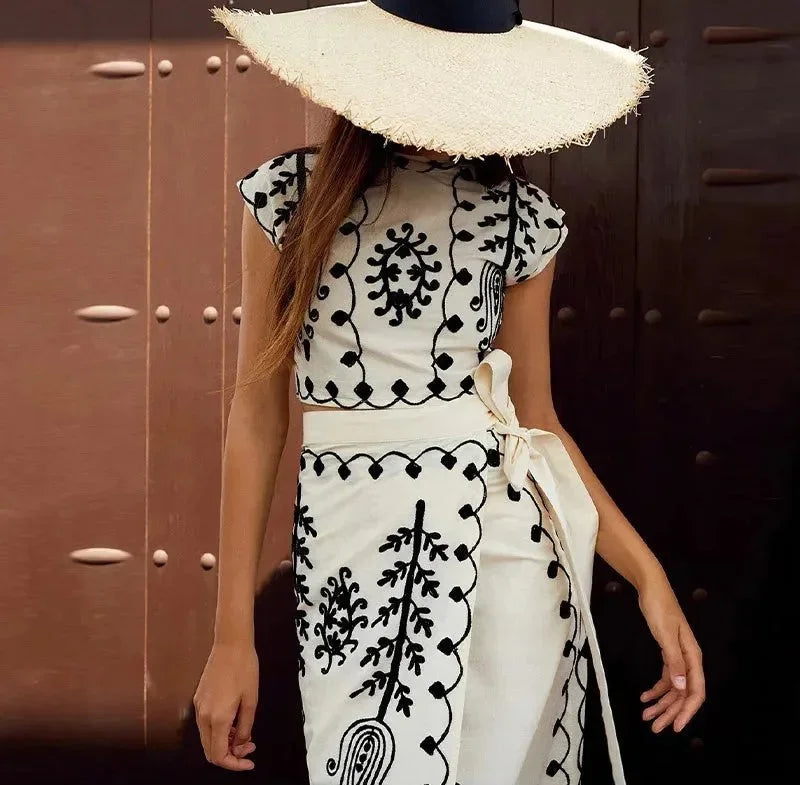 Molly - Embroidered Two-Piece Set